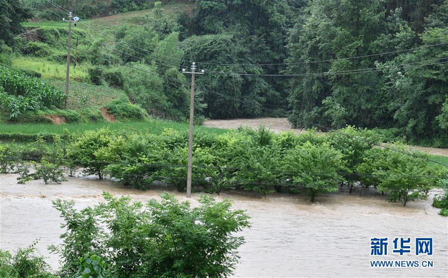 （图文互动）（2）强降雨导致多地出现内涝 江西、贵州启动防汛Ⅳ级应急响应