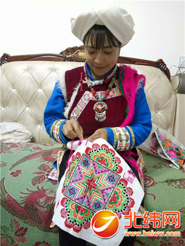 尔苏藏族刺绣大山深处的至宝