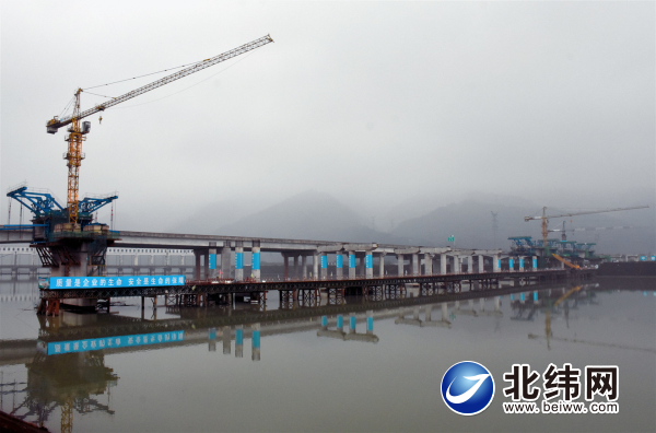 水津关青衣江特大桥施工有序增长  估量2020年尾开工