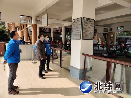 雅安市市场监管局督查春节期间碧峰峡旅游景区安全工作